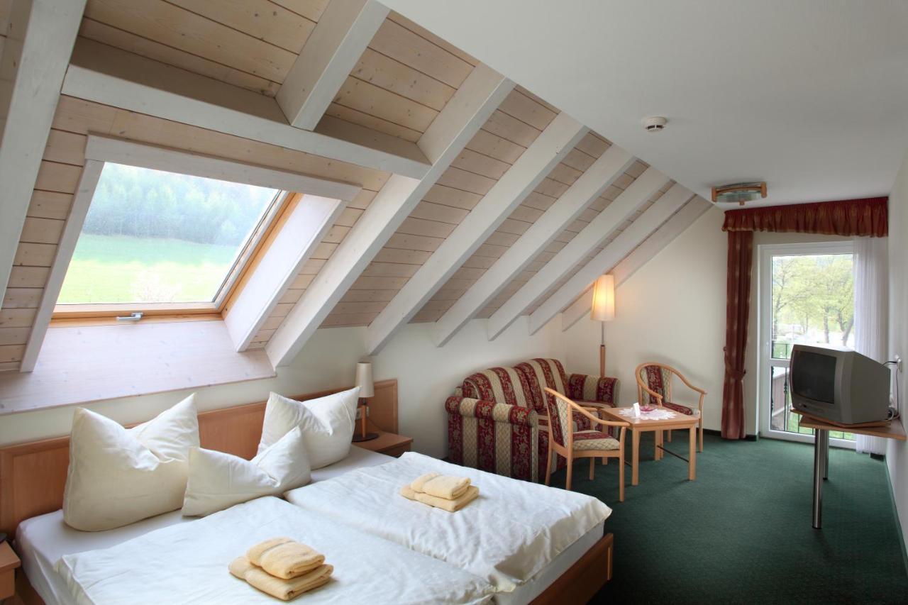 Landhotel Rittersgruen Breitenbrunn  Exterior photo